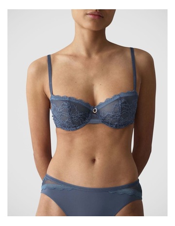 7873 Indigo Veil colour