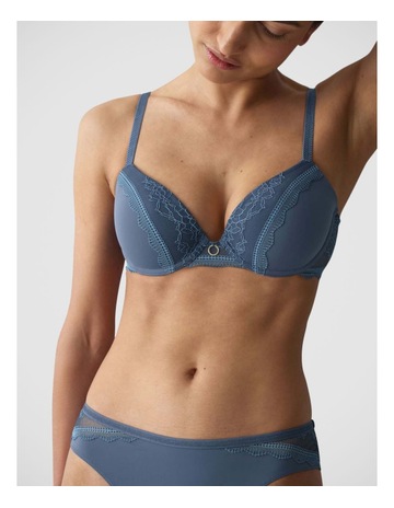7873 Indigo Veil colour