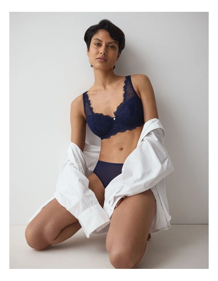 Amourette Sparkle Wired Padded Bra in Admiral Blue image 4