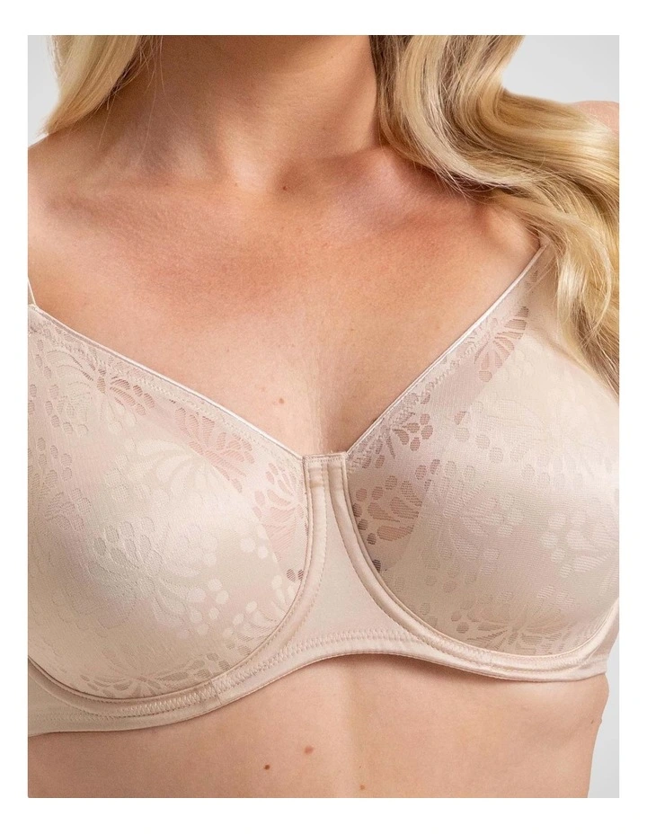 Lacy Minimiser Bra in Beige image 4
