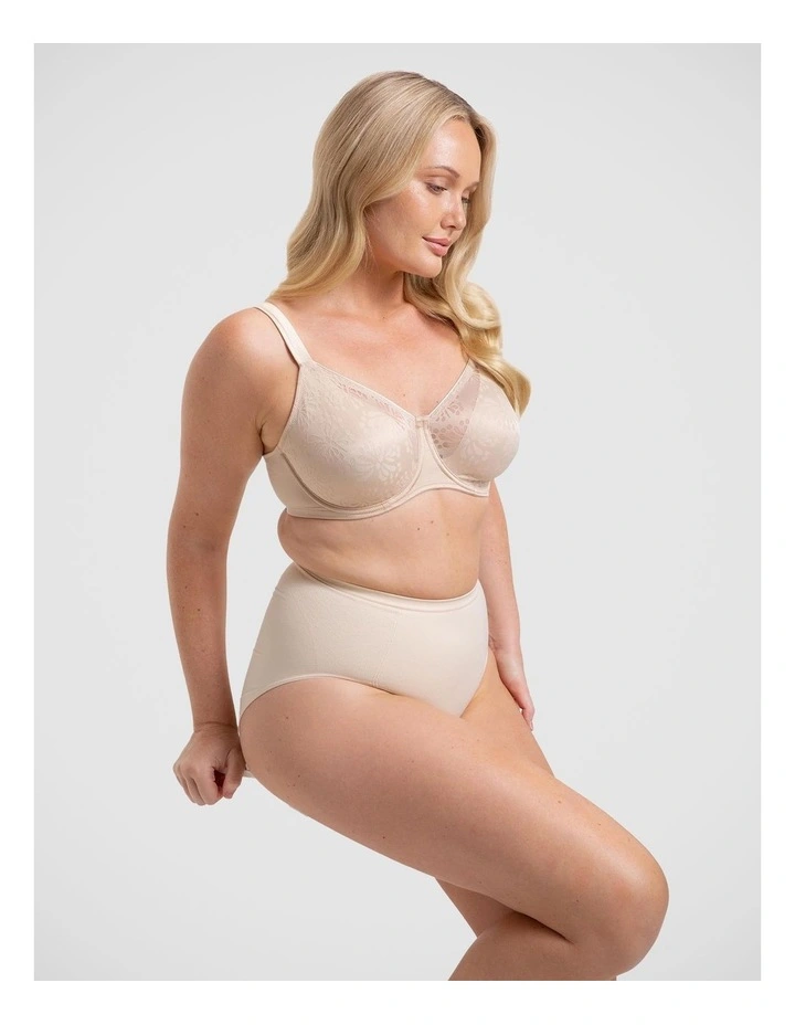 Lacy Minimiser Bra in Beige image 5