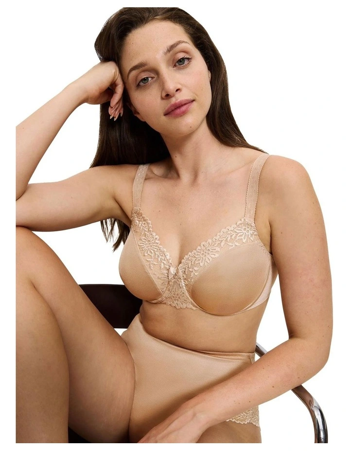 Ladyform Soft Underwire Bra in Smooth Skin image 4