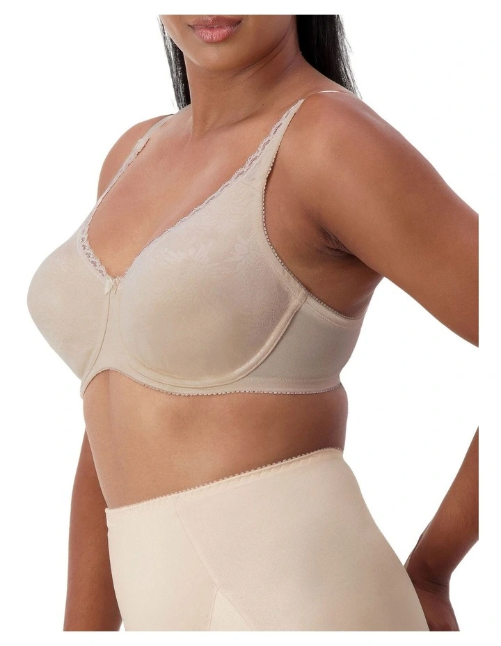 Everyday Moulded Underwire Bra in Fawn image 3