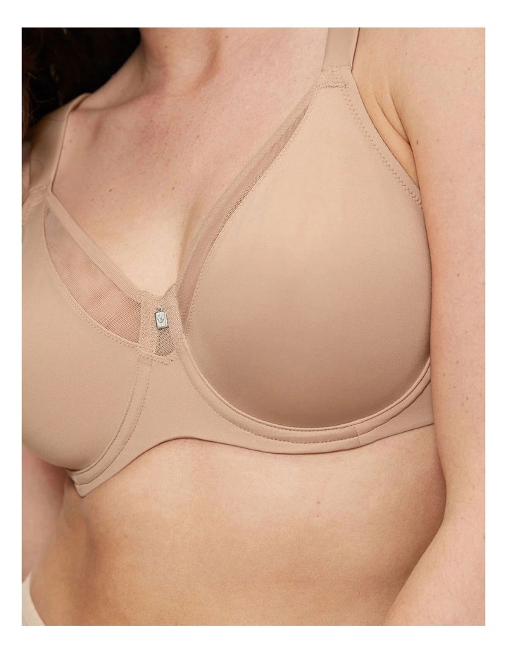 True Shape Sensation Minimiser Bra in Smooth Skin image 3