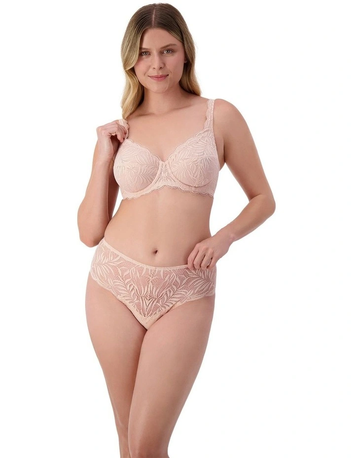 Essential Lace Balconette Underwire Bra in Nude Pink image 5
