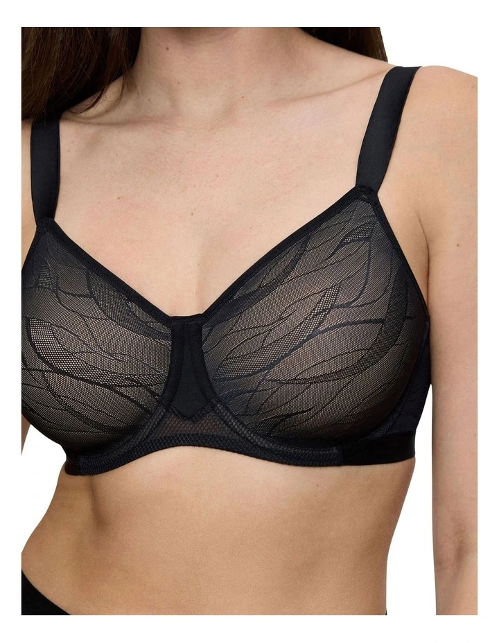 Airy Sensation Minimiser Bra in Black image 3