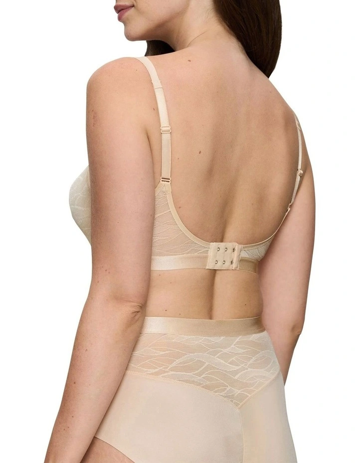 Airy Sensation Minimiser Bra in Nude Beige image 3