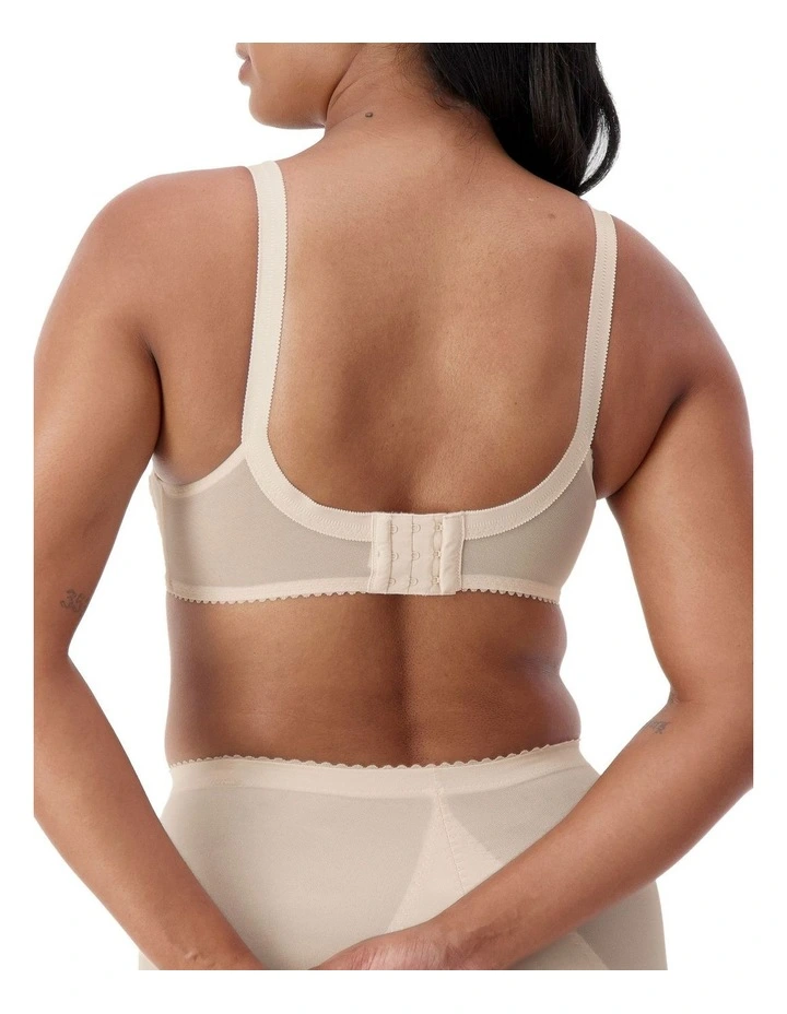 'Poesie' Soft Cup Bra 10000023 in White image 2