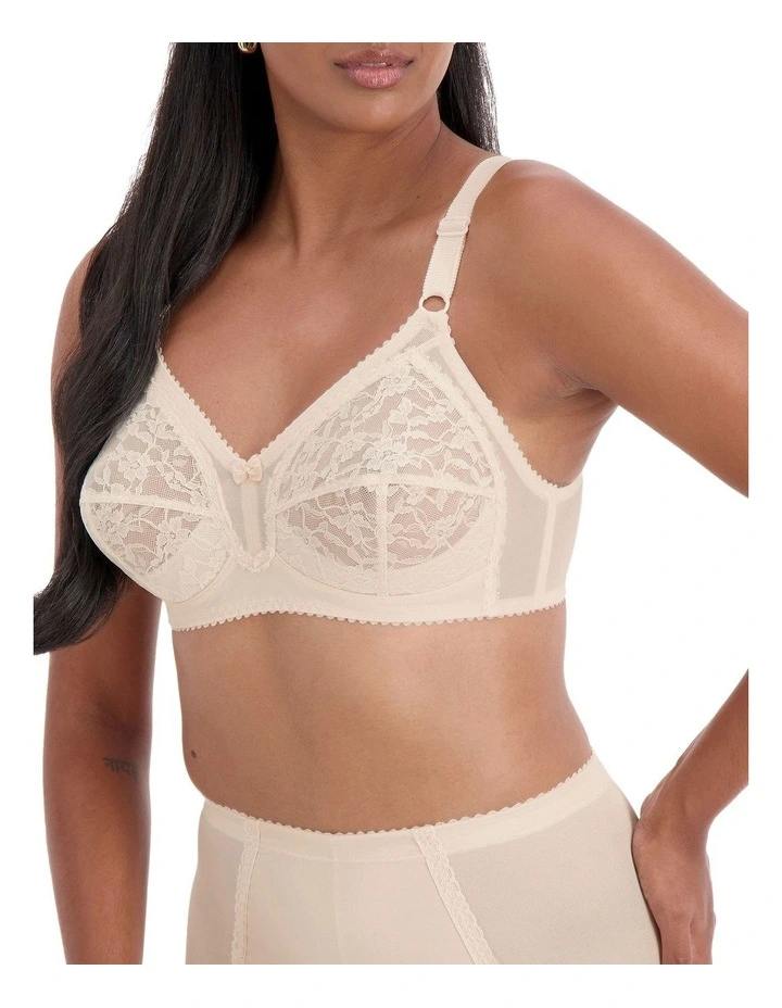 'Poesie' Soft Cup Bra 10000023 in White image 3
