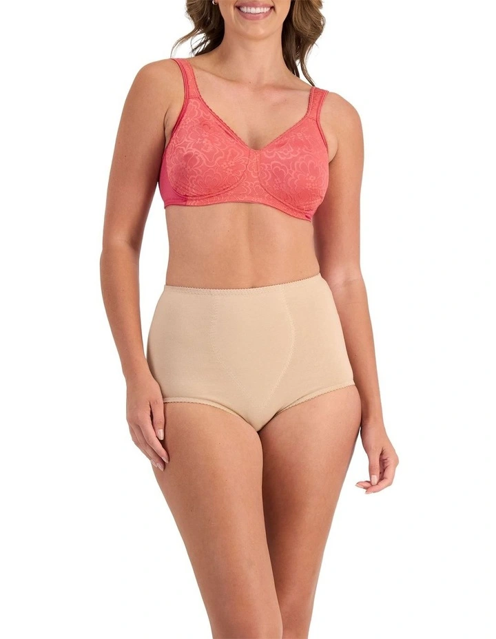 Ultimate Lift And Support Wirefree Bra Y1055H in Pink image 4