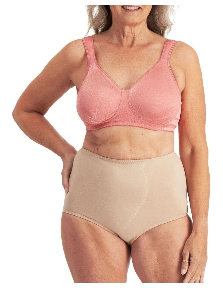 Ultimate Lift And Support Wirefree Bra Y1055H in Pink image 4