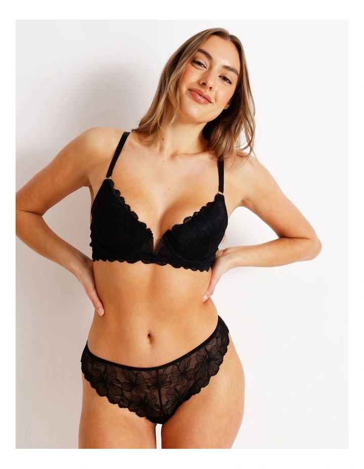 Embrace Padded Underwire Bra in Plum image 4