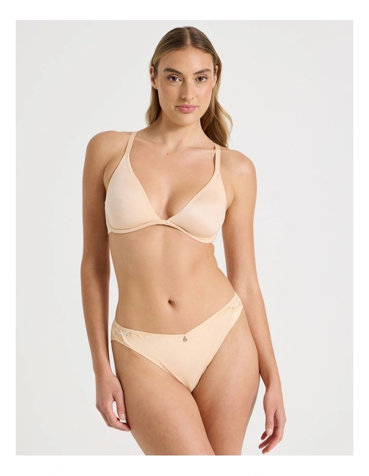 Pure Comfort Mono Underwire Bra in Beige image 4