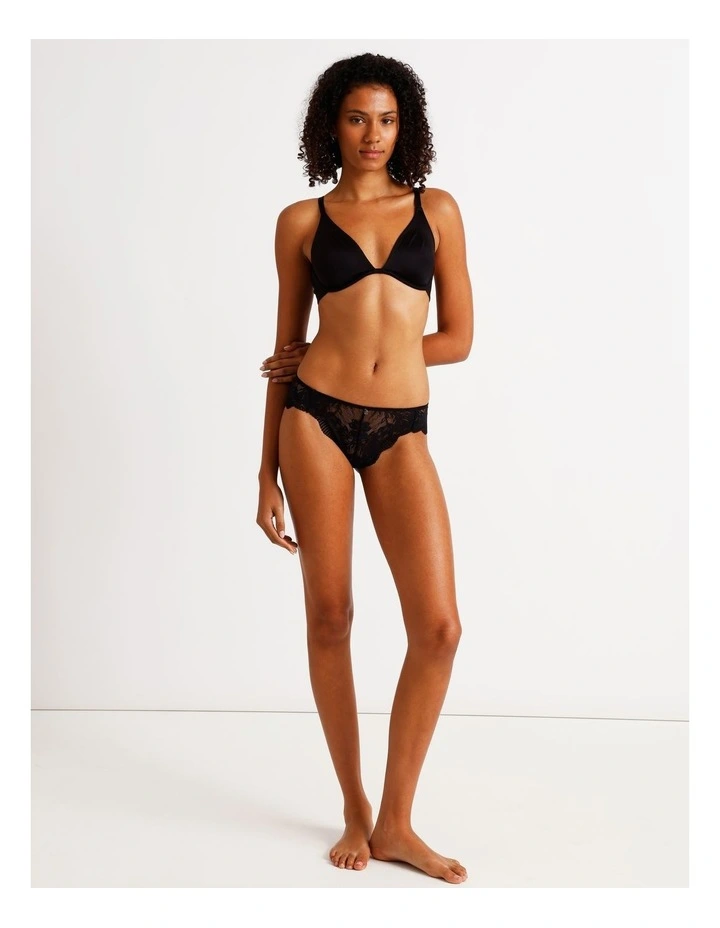 Pure Comfort Mono Underwire Bra in Black image 3