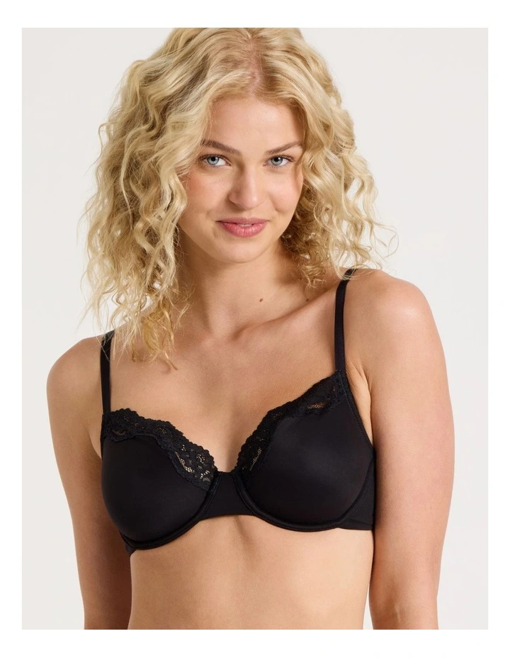 Cheeky Lace Underwire Scoop Bra in Black image 1