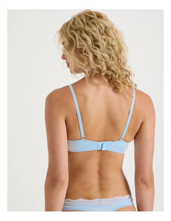 Cheeky Lace Underwire Scoop Bra in Blue image 4
