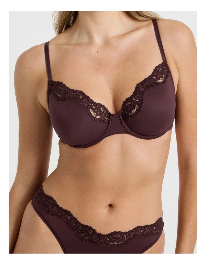 Cheeky Lace Underwire Scoop Bra in Brown image 2