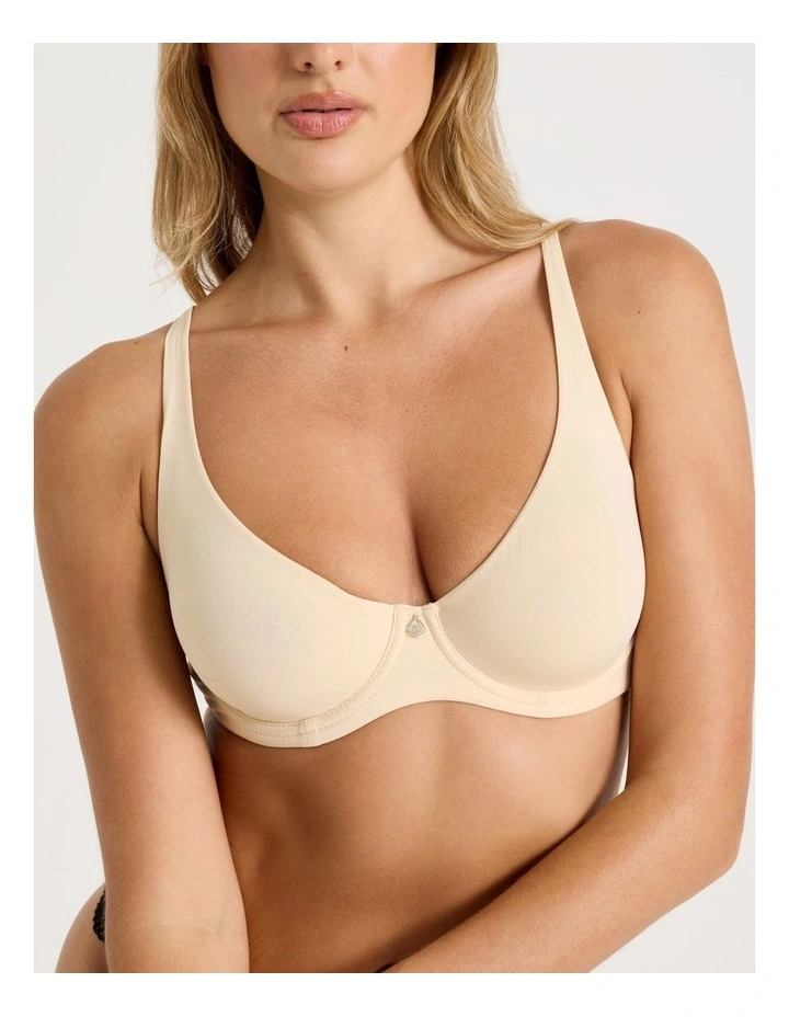 Pure Comfort Underwire Scoop Bra in Beige image 2