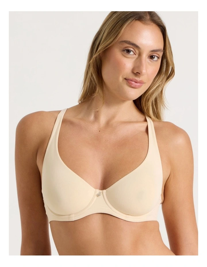 Pure Comfort Underwire Scoop Bra in Beige image 5