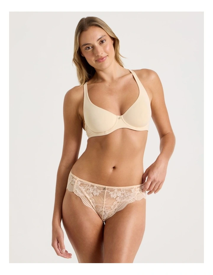 Pure Comfort Underwire Scoop Bra in Beige image 6
