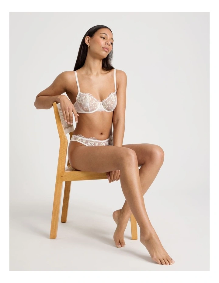 Embroidery Dainty Underwire Balconette Bra in Cream image 6