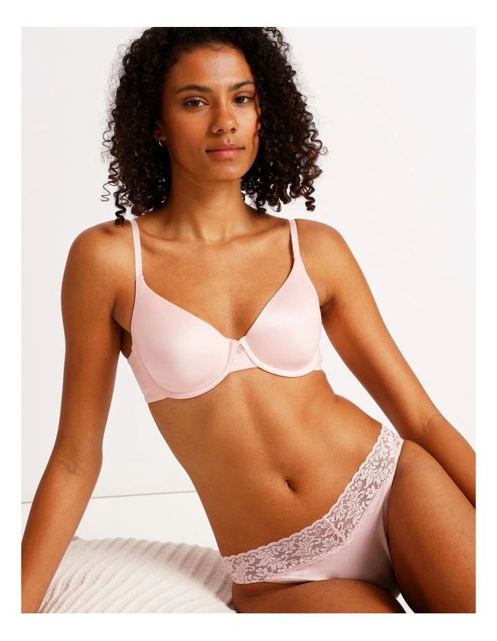 Pure Comfort Contour T-shirt Bra in Light Pink image 2