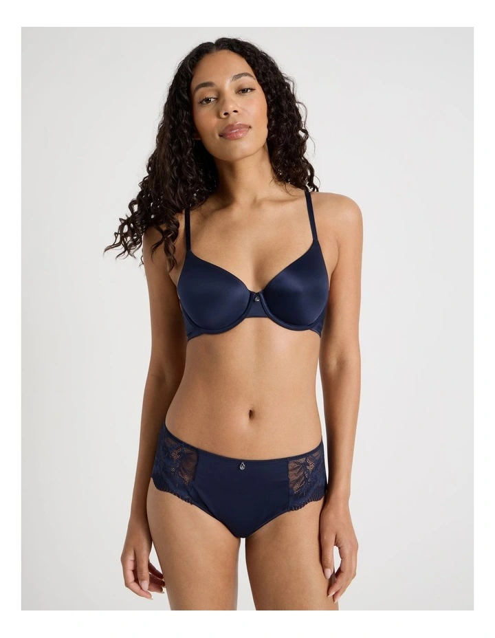 Pure Comfort Contour T-shirt Bra in Navy image 2