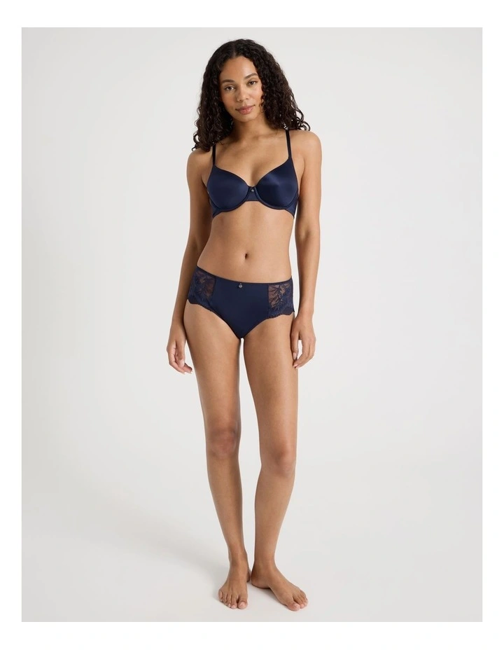 Pure Comfort Contour T-shirt Bra in Navy image 4