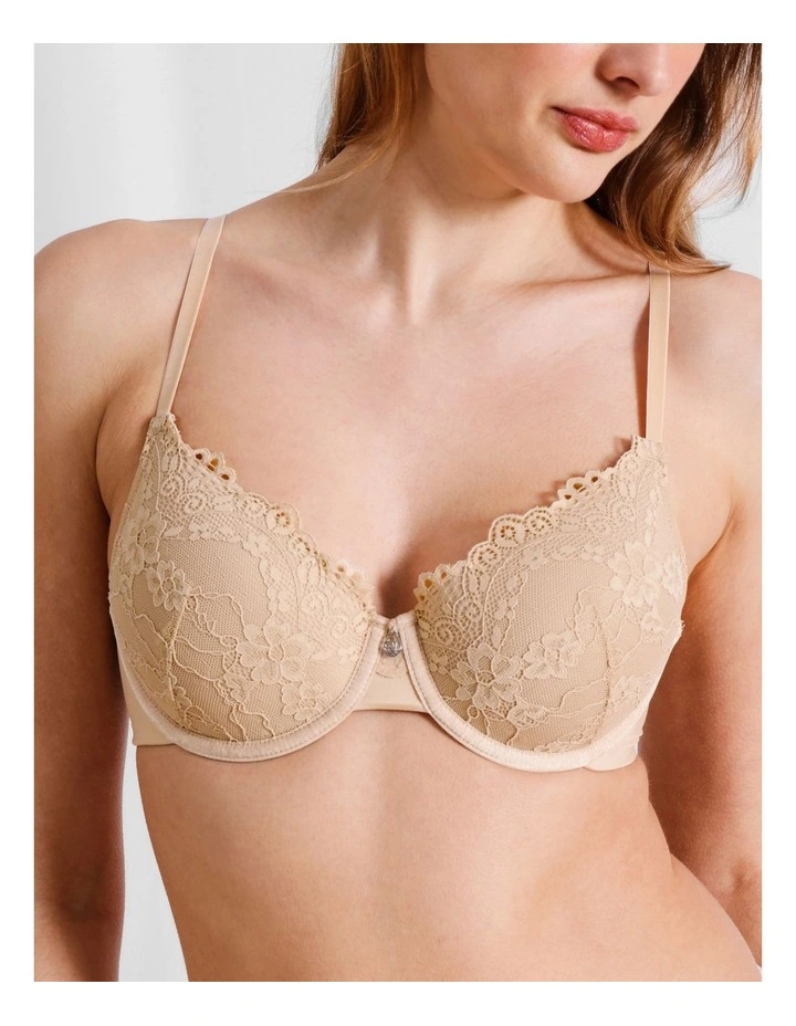 Pure Comfort Lace Plunge Bra in Beige image 3