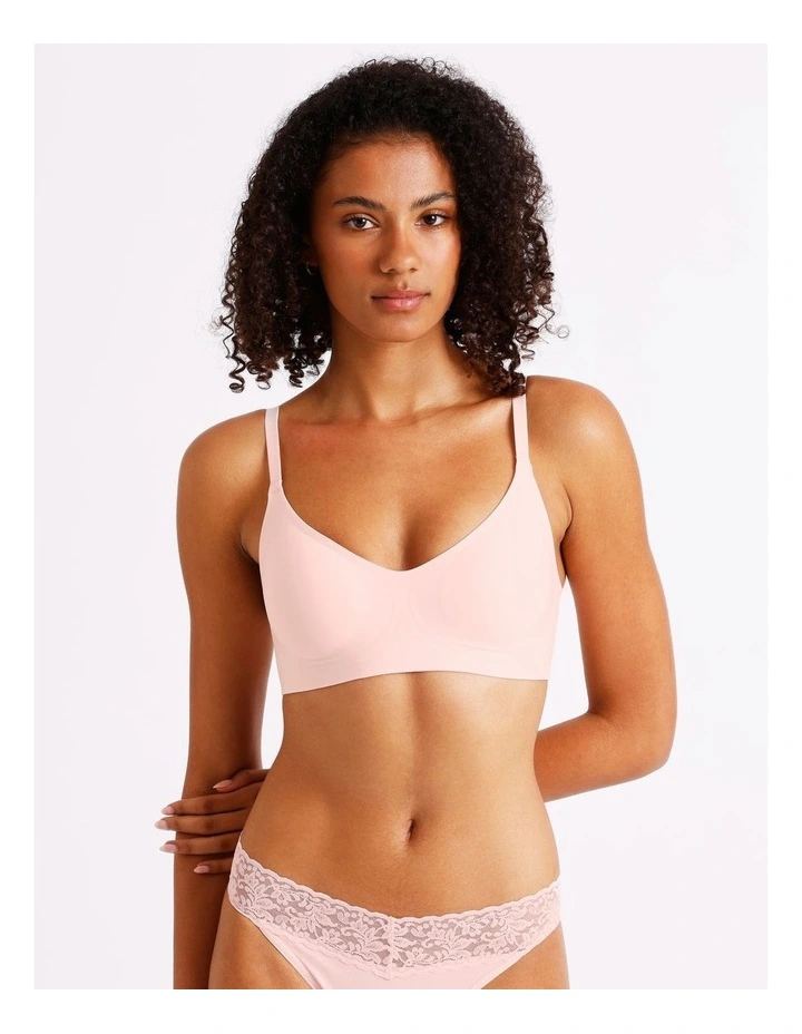 Pure Comfort Bonded Wirefree Bra in Pink image 2