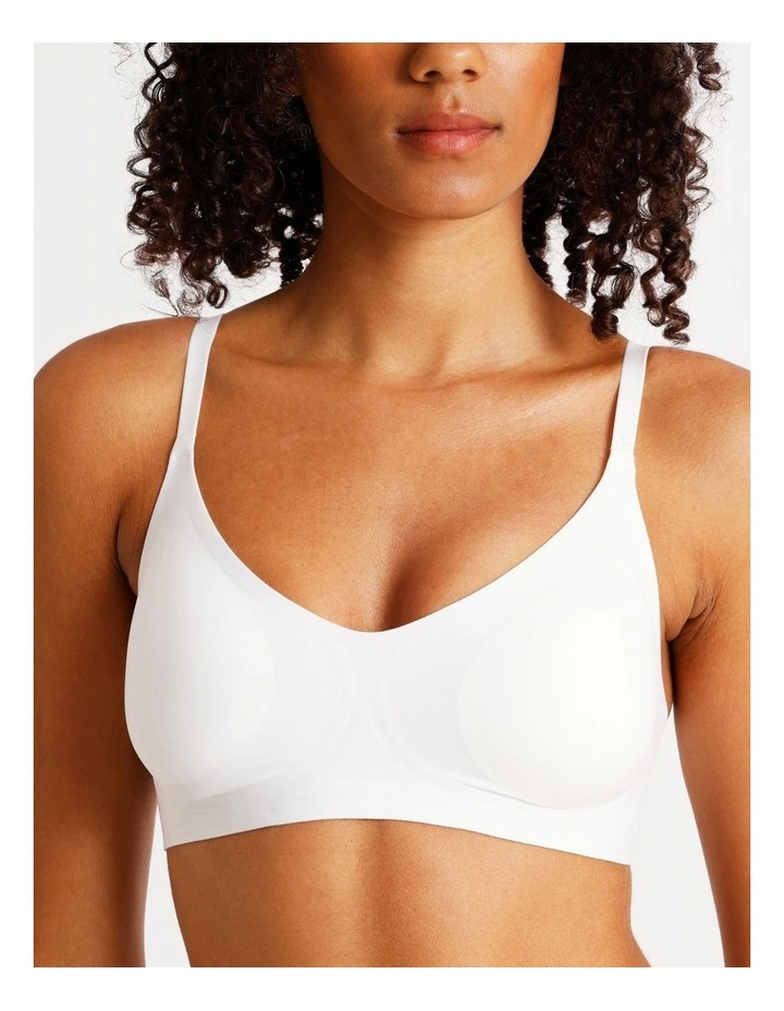 Pure Comfort Bonded Wirefree Bra in Black image 3