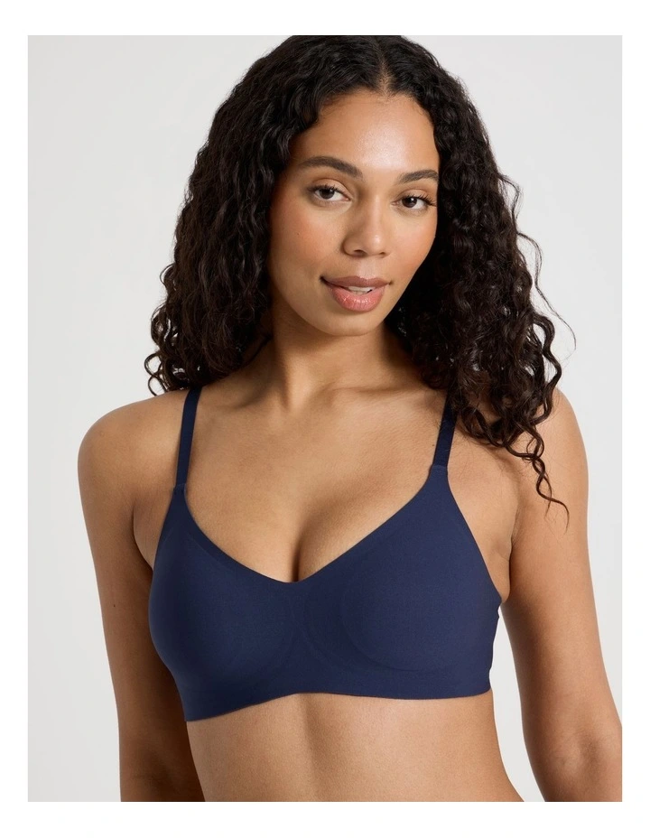 Pure Comfort Bonded Wirefree Bra in Navy image 4