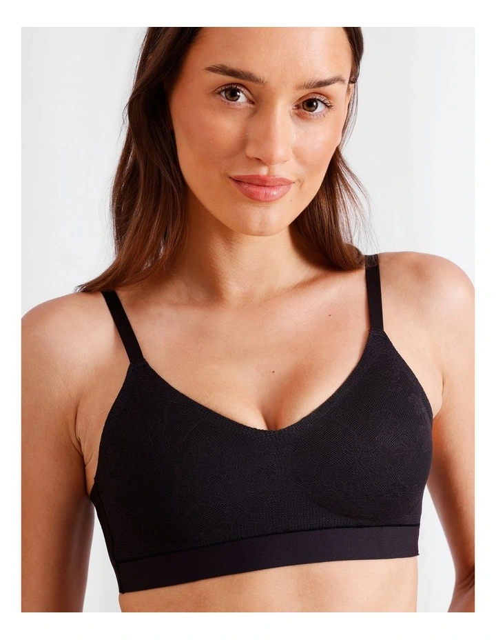 Pure Comfort Luxe Bonded Lace Bra in Black image 3