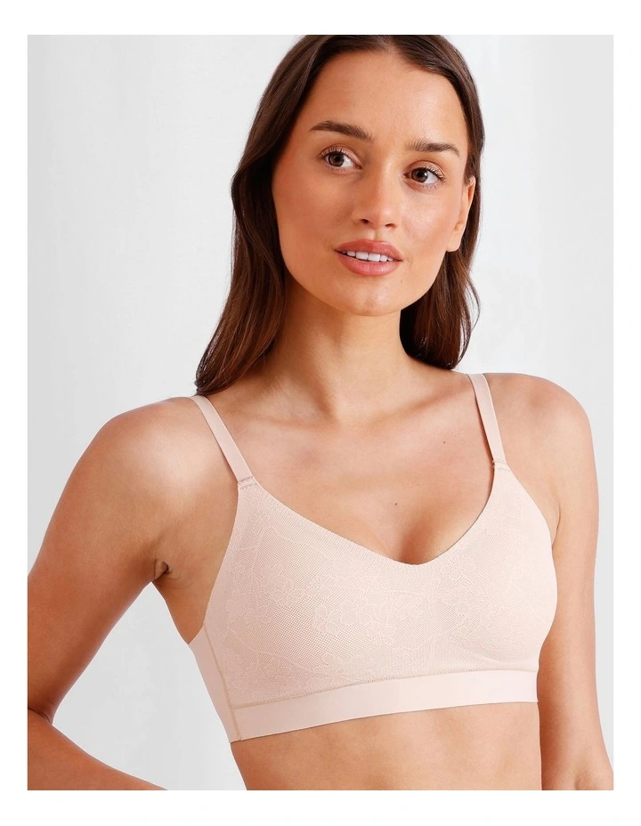 Pure Comfort Luxe Bonded Lace Bra in Beige image 2