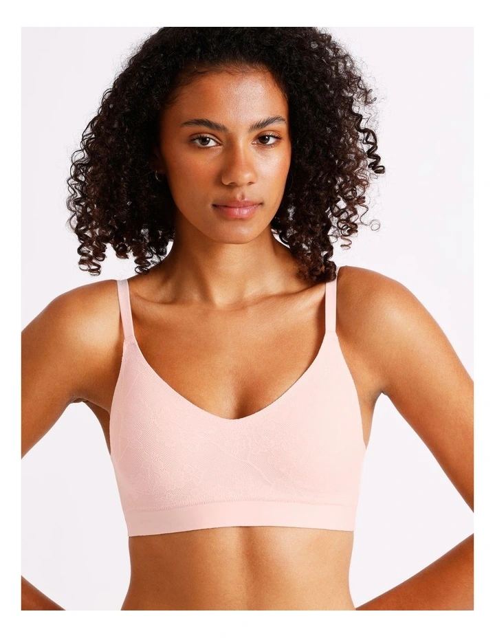 Pure Comfort Luxe Bonded Lace Bra in Pink image 4