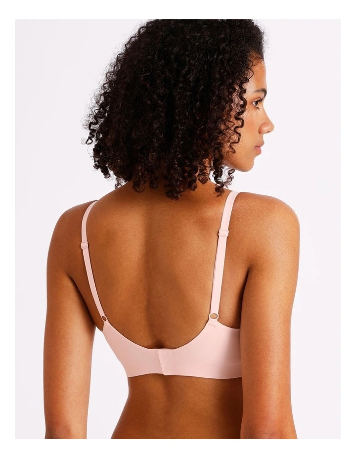 Pure Comfort Luxe Bonded Lace Bra in Pink image 5