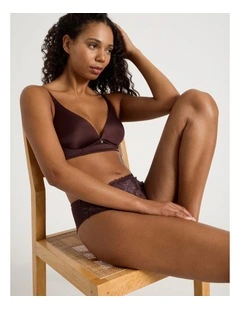 Pure Comfort Wirefree Contour in Dark Purple