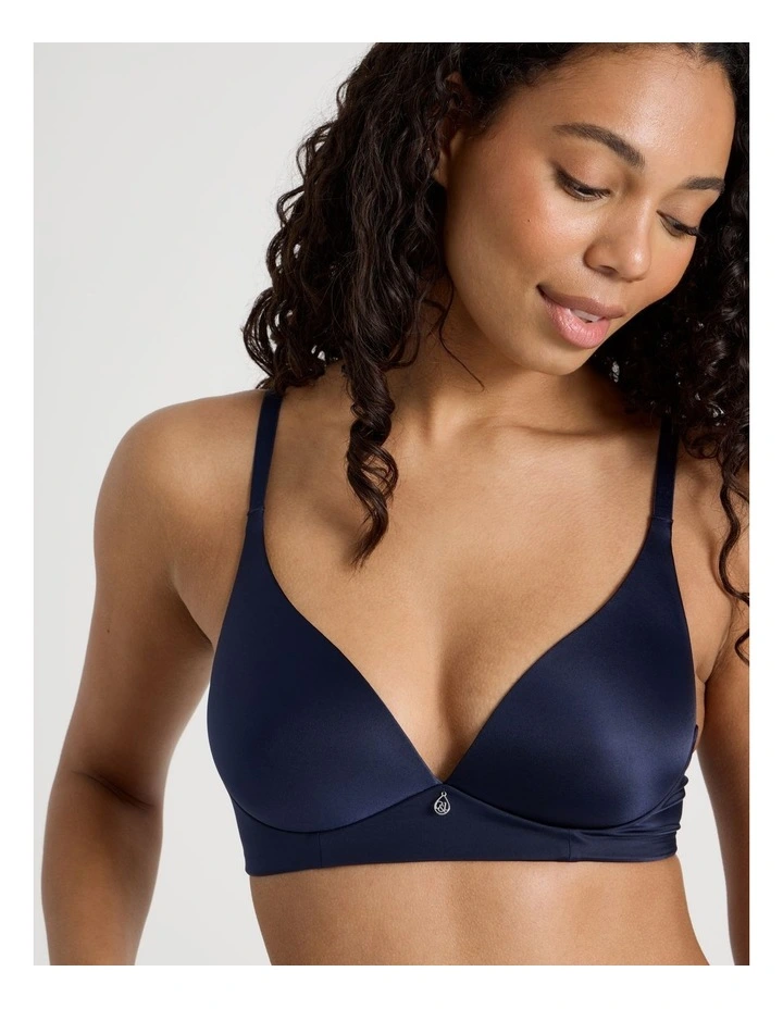 Pure Comfort Wirefree Contour in Navy image 4