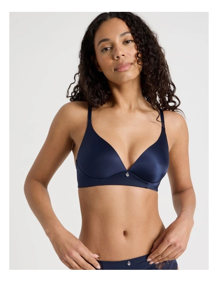 Pure Comfort Wirefree Contour in Navy image 5