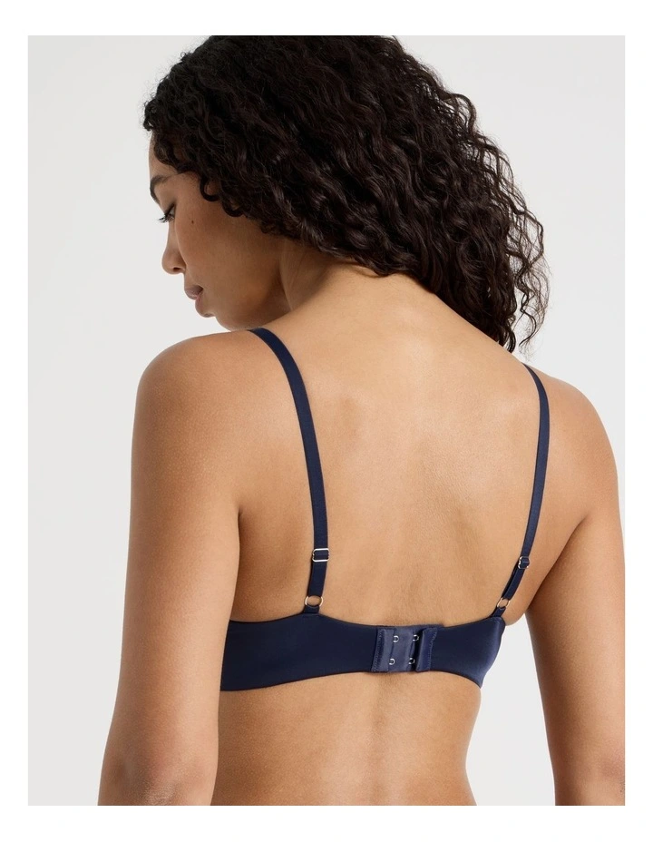 Pure Comfort Wirefree Contour in Navy image 6