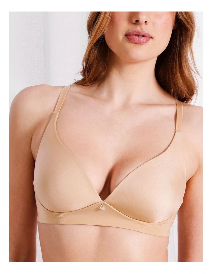 Pure Comfort Wirefree Contour Bra in Beige image 3