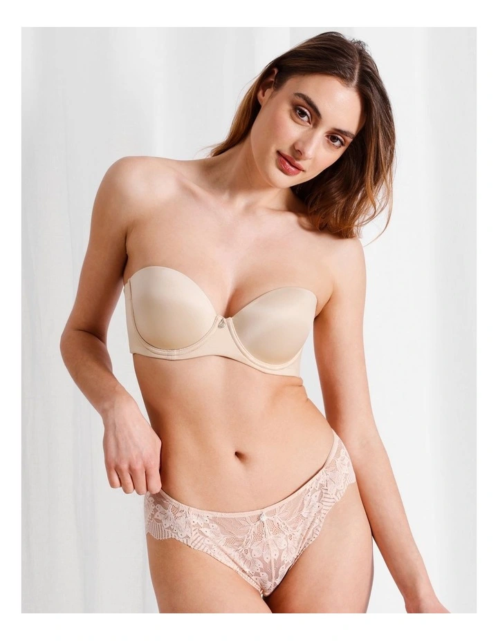 Pure Comfort Contour Strapless Bra in Beige image 2