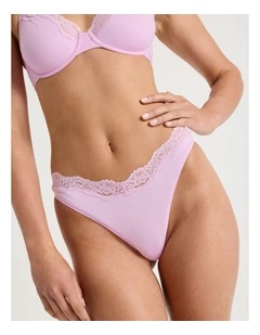 Cheeky Lace G-String in Pink