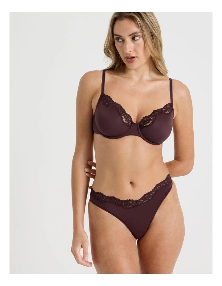 Cheeky Lace V G-String in Dark Mauve image 3