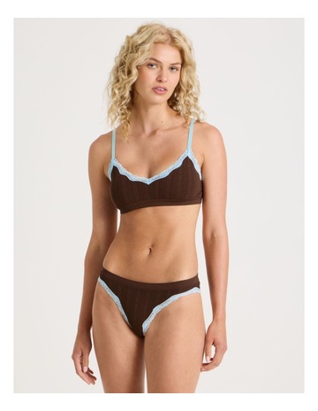 Chocolate colour