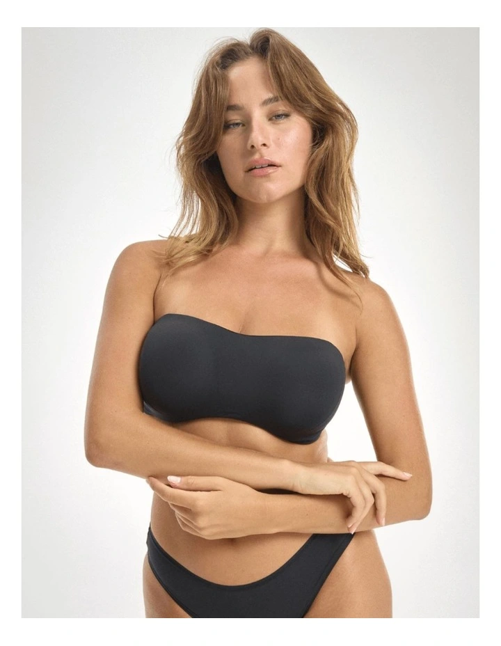 Strapless Underwire Bra image 4
