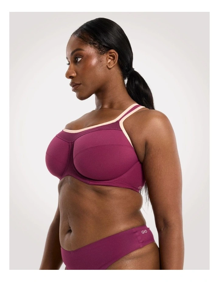 High Impact Underwire Sports Bra image 2