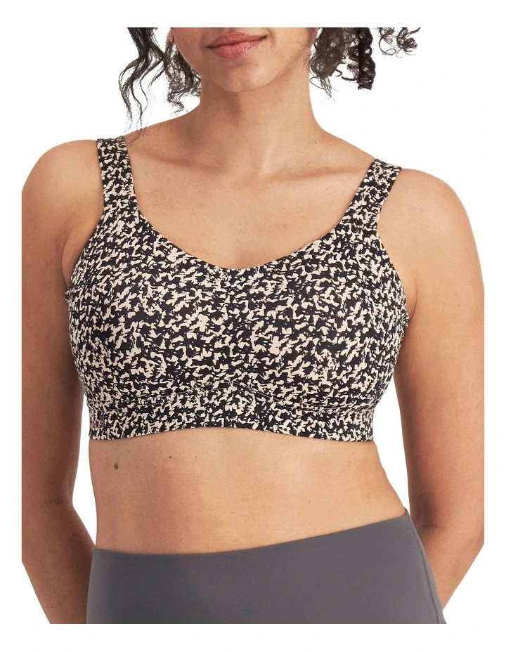 Smooth Power Wirefree Bra in Print P6W image 1