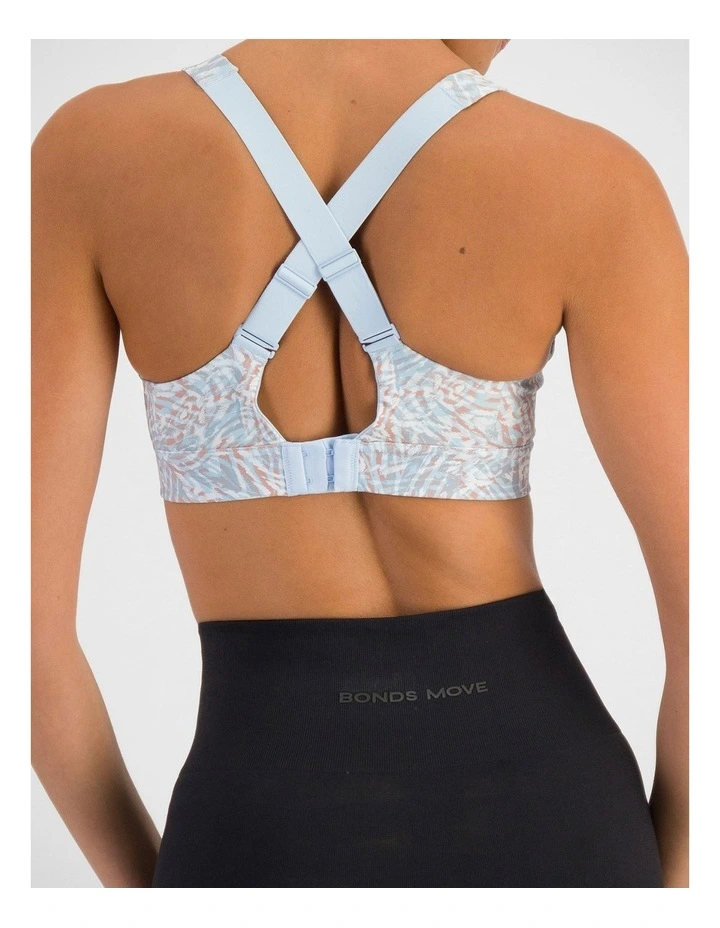 Smooth Power Wirefree Bra in Wild image 2