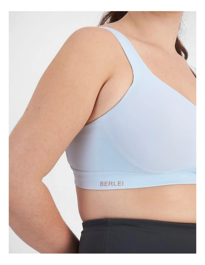 Smooth Power Wirefree Bra in Nantucket Breeze image 6